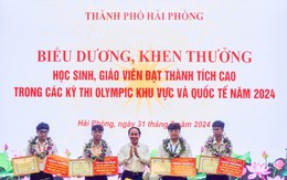 Hải Phòng thưởng nửa tỷ đồng cho nam sinh đạt Huy chương Vàng Olympic quốc tế