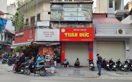 Không chờ ngày Thần tài, người dân mong ngóng mua vàng cầu may ngày đầu năm