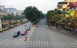 Hà Nội vắng lặng, yên bình trong sáng mùng 1 Tết