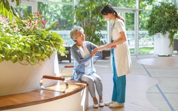 Chi 74 triệu/tháng sống ở viện dưỡng lão cao cấp, vợ chồng U80 'bỏ trốn' sau 3 tháng