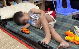 Bé trai 4 tuổi bị bỏ lại trên taxi, giấy tờ trong hành lý hé lộ thông tin bất ngờ