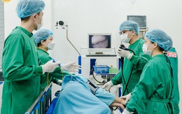 Nội soi tiêu hóa: Người phụ nữ phát hiện ung thư đại tràng từ dấu hiệu nhiều người Việt mắc nhưng bỏ qua