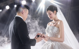 Hoa hậu Đỗ Thị Hà rạng rỡ trong lễ cưới cổ tích cùng chồng doanh nhân giữa trời mưa bão