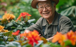 Mỗi tháng chồng gửi về quê 5 triệu, tôi tưởng bố mẹ chồng nghèo khó cho đến khi biết họ dùng số tiền đó đi du lịch