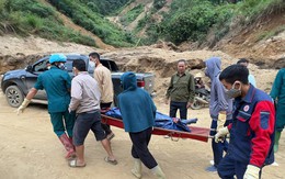 Tìm thấy thi thể nạn nhân cuối cùng trong xe bán tải bị đất đá vùi lấp ở Lào Cai