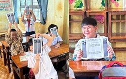 Cô giáo Gen Z giao bài tập Toán 'phiên bản iPhone 17', học sinh thích mê