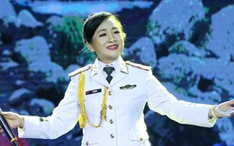 NSND, Đại tá Vi Hoa: Từ cô gái nghèo đi xe thủng lốp đến 'huyền thoại biên phòng'