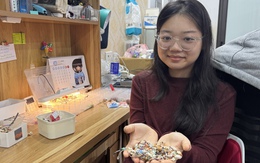 Biến đôi tay khéo léo thành 'vốn liếng': Quà tặng handmade thành nghề hot của nhiều sinh viên