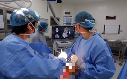 Phẫu thuật thành công cho bệnh nhân 77 tuổi gãy xương hàm có tiền sử u não 23 năm