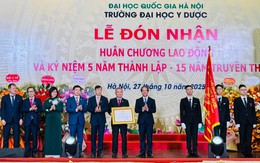Trường Đại học Y Dược nhận Huân chương Lao động hạng Ba 