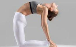 10 tư thế yoga cần tránh khi bị huyết áp cao