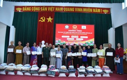 1.000 suất quà đến người dân vùng lũ với mong ước sớm ổn định cuộc sống
