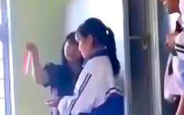 Nữ giáo viên bắt học sinh dàn hàng rồi dùng thước đánh