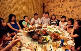 Đàn ông càng ít tiền càng ngại họp lớp: Sự thật trần trụi ở tuổi trung niên