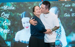 Tuấn Hưng: 'Không có mất mát nào lớn bằng việc phải xa mẹ'