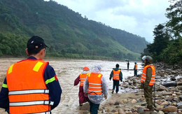 Tìm thấy nhiều vật dụng cá nhân của tài xế xe đầu kéo mất tích ở Quảng Trị