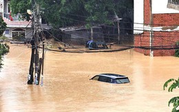 Mưa lũ miền Trung khiến 41 người chết, hơn 50 nghìn ngôi nhà chìm trong nước