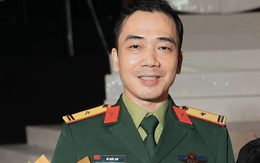 Nam nhạc sĩ mang hàm Trung tá vừa lên chức Giám đốc ở tuổi 47 là ai?