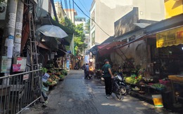 Ngổn ngang chợ cóc ngã ba Hoa Bằng - Yên Hòa (Hà Nội): Bài toán nan giải trong lộ trình xóa chợ tạm của Hà Nội?