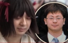 Chàng trai mặc đồ nữ, làm nghề 'kém danh giá' để chống lại sự kiểm soát của mẹ