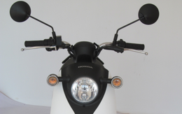 Trải nghiệm xe máy điện của Honda giá 13,8 triệu đồng bán ở Việt Nam thiết kế nhỏ gọn, động cơ khỏe, pin bền, rẻ hơn cả Wave Alpha