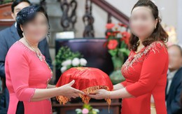 Nghe thông gia nghèo nói về sính lễ, mẹ chú rể bật khóc giữa cuộc gọi