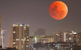 Điều gì sẽ xảy ra khi Mặt Trăng ngày càng cách xa Trái Đất?