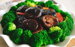 Loại rau vào vụ đang bán rẻ đầy chợ, người Việt nên ăn để ngăn ngừa tế bào ung thư