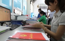 Tin sáng 3/12: Thay đổi đặc biệt quan trọng liên quan đến sổ đỏ từ 1/1/2026 tại Hà Nội; Giá vé máy bay Tết Nguyên đán 2026 ở mức cao