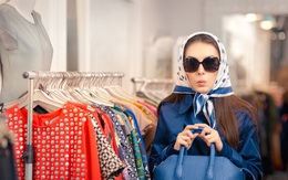 5 thứ không nên mua sau tuổi 50: Chìa khóa để sống tối giản và giàu có 