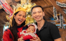 Con gái H'Hen Niê chụp ảnh Giáng sinh đầu tiên bên nhà sàn được trang hoàng lộng lẫy