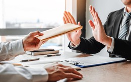 Yêu cầu chồng ký giấy từ chối tài sản có quá đáng không?