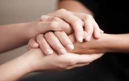 Trời phú trái tim nhân ái: 5 cung hoàng đạo hay làm từ thiện