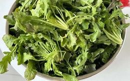 Món ngon ngày lạnh: Thanh nhiệt, mát gan, bổ mắt với món rau “báu vật” của mùa đông