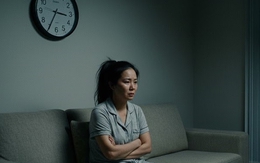 Đau đớn khi chồng trộm cả tiền chữa bệnh của con để cờ bạc