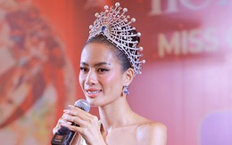 Sau đăng quang Miss Global, Như Vân khóc nức nở khi về nước