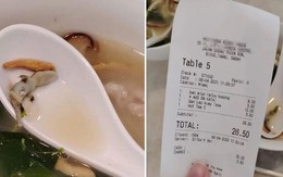 Đang ăn súp, người phụ nữ 'tái mặt' khi phát hiện thứ đáng sợ