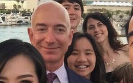 Bé gái mồ côi may mắn nhất thế giới: Được tỷ phú Jeff Bezos nhận nuôi, thừa hưởng khối tài sản hàng tỷ USD