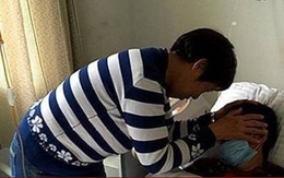 Con dâu đòi tiền công chăm sóc nhưng vẫn được bố chồng cho cả căn nhà