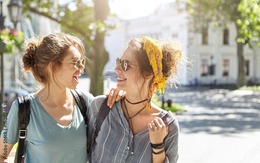 Những cặp đôi cung hoàng đạo thân nhau hơn cả ruột thịt kể cả khi tính cách có trái ngược