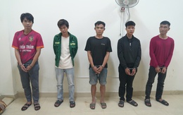 Bắt 5 đối tượng nghiện táo tợn cướp điện thoại người đi đường