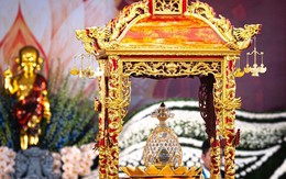 Người dân, phật tử trang nghiêm, thành kính đón mùa Đại lễ Phật đản