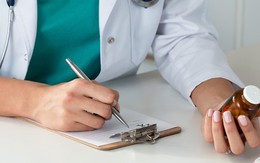 Phát thuốc 2 tháng/lần cho người mắc tiểu đường, huyết áp... để giảm thời gian chờ khám BHYT, giảm tải bệnh viện