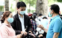 Bộ Y tế khuyến cáo người dân đeo khẩu trang nơi công cộng để phòng chống dịch COVID-19