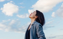Người EQ cao có cuộc sống thảnh thơi hơn người khác nhờ áp dụng thành thạo quy tắc 'cá heo xanh'
