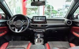 Giá lăn bánh Kia K3 mới nhất giảm siêu khủng, thấp chưa từng thấy, chỉ nhỉnh hơn Kia Morning, Mazda3 và Hyundai Elantra lo thua doanh số