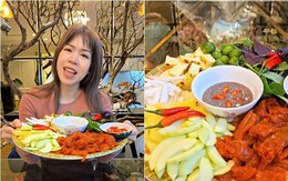 Vợ Mạnh Trường 'mukbang' đặc sản Hải Phòng - món ăn thanh mát đến mức được ví von 'ai đang bị nhiệt miệng ăn 2 lần là khỏi'