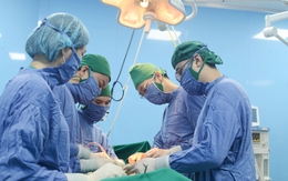 Người đàn ông ở Quảng Ninh mắc đồng thời 2 ung thư ống tiêu hóa hồi phục nhờ làm việc này