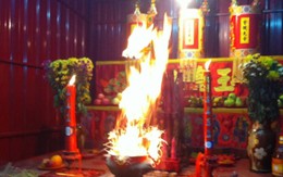 Phát hiện một trong hai dấu hiệu này trên ban thờ hãy kiểm tra ngay lập tức việc thờ cúng trong nhà