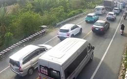Người dân trở lại TP.HCM sau nghỉ lễ, cầu Rạch Miễu 4 lần xả trạm thu phí do kẹt xe